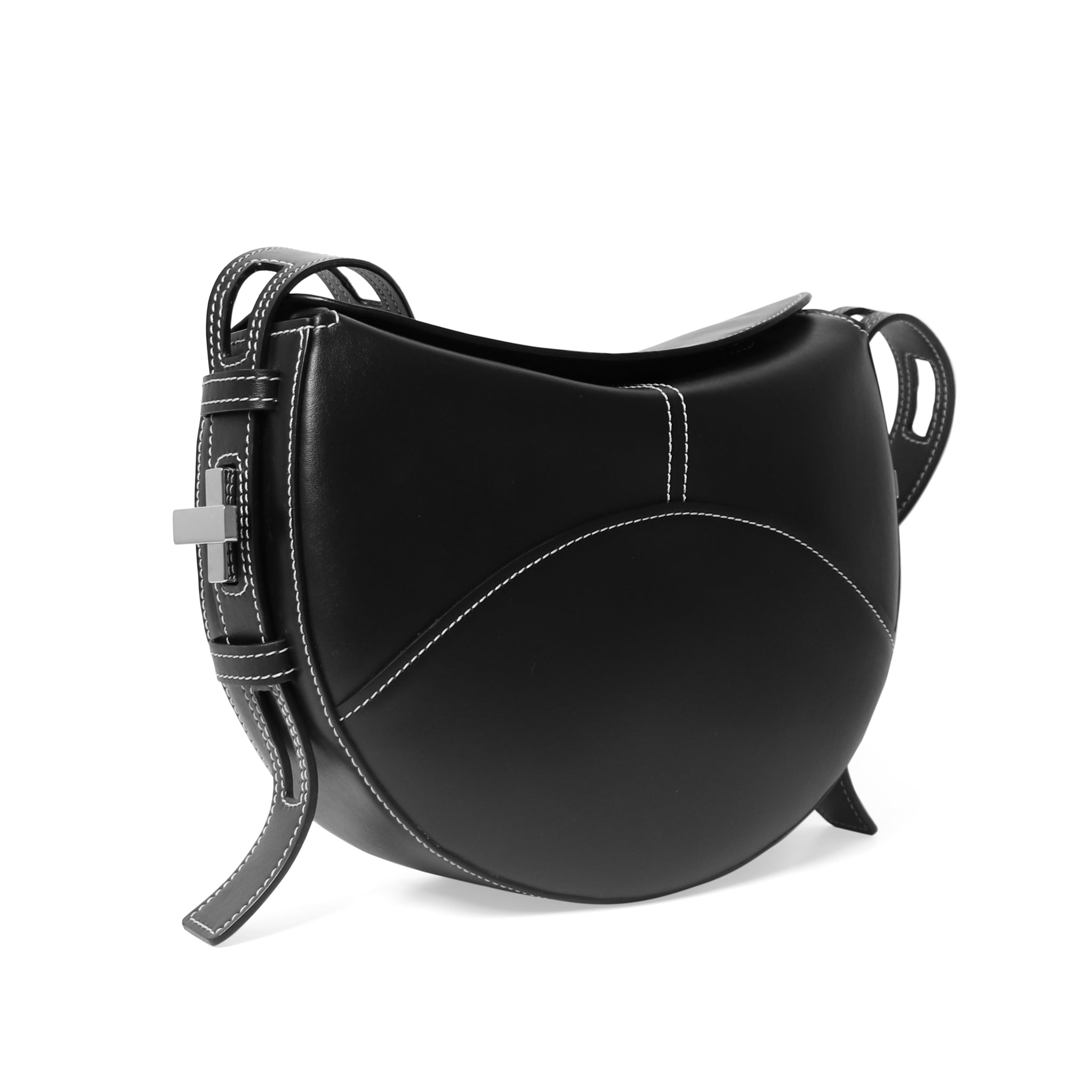 Shaker Twist Bag in black, side view